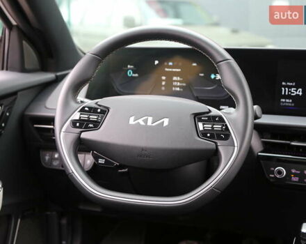 Белый Киа EV6, объемом двигателя 0 л и пробегом 29 тыс. км за 31900 $, фото 15 на Automoto.ua