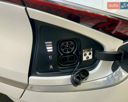 Білий Кіа EV6, об'ємом двигуна 0 л та пробігом 189 тис. км за 21900 $, фото 57 на Automoto.ua