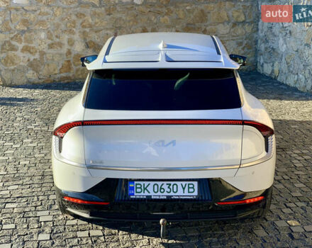 Білий Кіа EV6, об'ємом двигуна 0 л та пробігом 189 тис. км за 21900 $, фото 12 на Automoto.ua