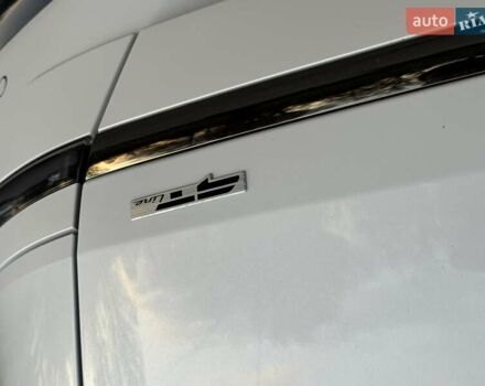 Белый Киа EV6, объемом двигателя 0 л и пробегом 160 тыс. км за 23900 $, фото 7 на Automoto.ua