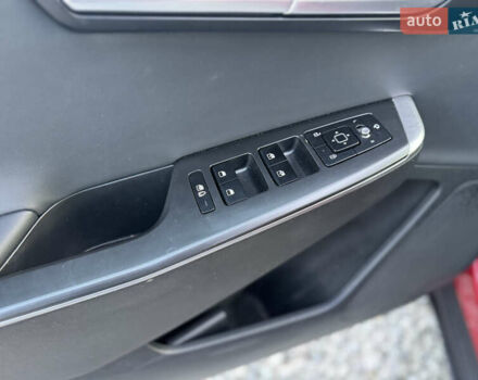 Белый Киа EV6, объемом двигателя 0 л и пробегом 160 тыс. км за 22900 $, фото 16 на Automoto.ua