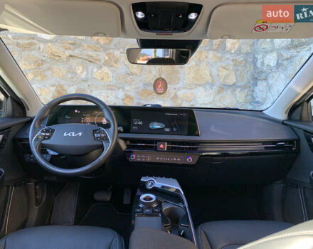 Білий Кіа EV6, об'ємом двигуна 0 л та пробігом 189 тис. км за 21900 $, фото 29 на Automoto.ua