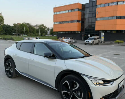 Белый Киа EV6, объемом двигателя 0 л и пробегом 56 тыс. км за 26399 $, фото 51 на Automoto.ua