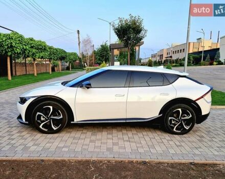 Белый Киа EV6, объемом двигателя 0 л и пробегом 33 тыс. км за 27700 $, фото 9 на Automoto.ua
