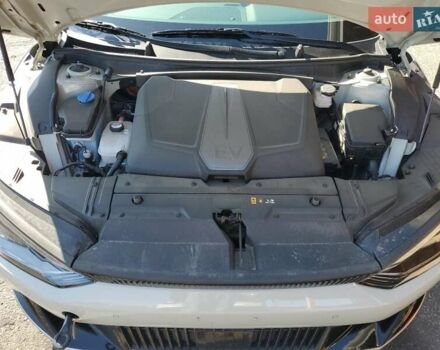 Белый Киа EV6, объемом двигателя 0 л и пробегом 32 тыс. км за 8700 $, фото 10 на Automoto.ua