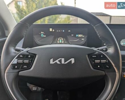 Білий Кіа EV6, об'ємом двигуна 0 л та пробігом 57 тис. км за 26000 $, фото 21 на Automoto.ua