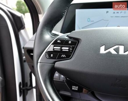 Белый Киа EV6, объемом двигателя 0 л и пробегом 59 тыс. км за 28700 $, фото 48 на Automoto.ua