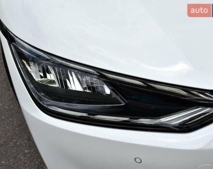 Белый Киа EV6, объемом двигателя 0 л и пробегом 59 тыс. км за 28700 $, фото 16 на Automoto.ua