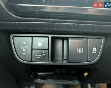 Білий Кіа EV6, об'ємом двигуна 0 л та пробігом 57 тис. км за 26000 $, фото 20 на Automoto.ua