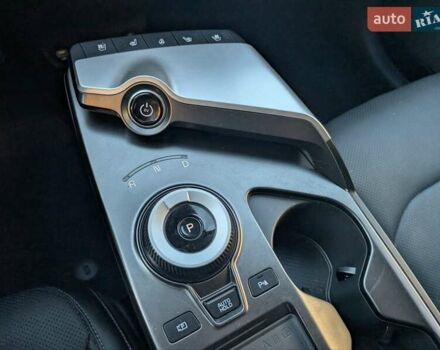 Білий Кіа EV6, об'ємом двигуна 0 л та пробігом 57 тис. км за 26000 $, фото 17 на Automoto.ua