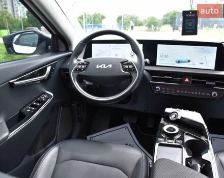 Белый Киа EV6, объемом двигателя 0 л и пробегом 59 тыс. км за 28700 $, фото 29 на Automoto.ua