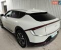 Белый Киа EV6, объемом двигателя 0 л и пробегом 23 тыс. км за 22600 $, фото 6 на Automoto.ua