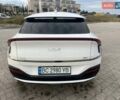 Белый Киа EV6, объемом двигателя 0 л и пробегом 48 тыс. км за 24900 $, фото 5 на Automoto.ua