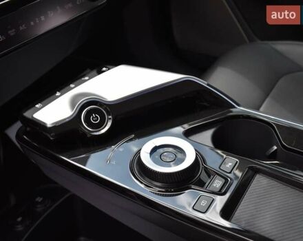 Белый Киа EV6, объемом двигателя 0 л и пробегом 59 тыс. км за 28700 $, фото 45 на Automoto.ua