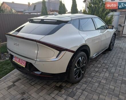 Білий Кіа EV6, об'ємом двигуна 0 л та пробігом 57 тис. км за 26000 $, фото 5 на Automoto.ua