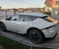Білий Кіа EV6, об'ємом двигуна 0 л та пробігом 57 тис. км за 26000 $, фото 2 на Automoto.ua