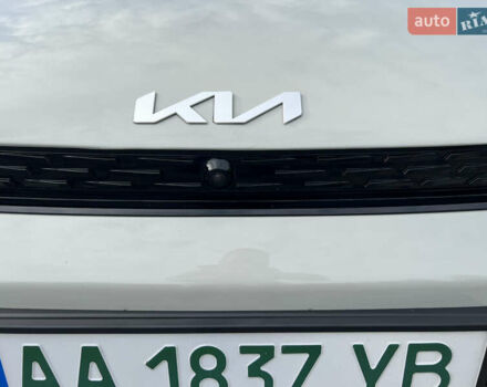 Білий Кіа EV6, об'ємом двигуна 0 л та пробігом 41 тис. км за 26400 $, фото 14 на Automoto.ua