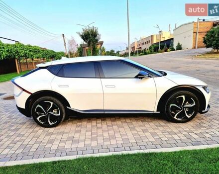 Белый Киа EV6, объемом двигателя 0 л и пробегом 33 тыс. км за 27700 $, фото 8 на Automoto.ua