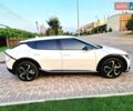 Белый Киа EV6, объемом двигателя 0 л и пробегом 33 тыс. км за 27700 $, фото 8 на Automoto.ua