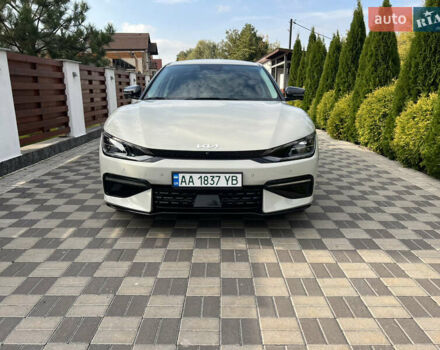 Білий Кіа EV6, об'ємом двигуна 0 л та пробігом 41 тис. км за 26400 $, фото 1 на Automoto.ua