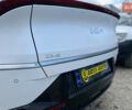 Белый Киа EV6, объемом двигателя 0 л и пробегом 90 тыс. км за 26200 $, фото 6 на Automoto.ua