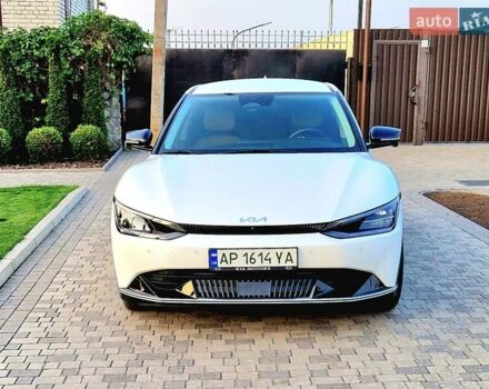 Белый Киа EV6, объемом двигателя 0 л и пробегом 33 тыс. км за 27700 $, фото 7 на Automoto.ua