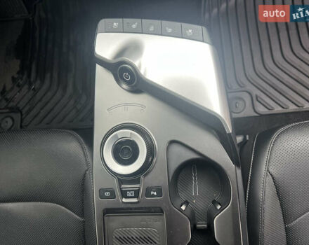 Білий Кіа EV6, об'ємом двигуна 0 л та пробігом 41 тис. км за 26400 $, фото 37 на Automoto.ua