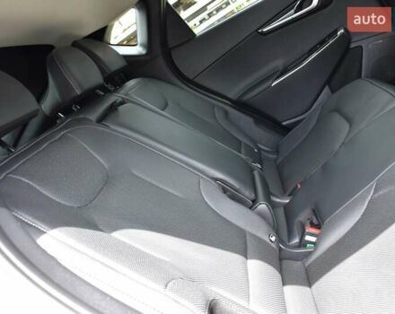 Белый Киа EV6, объемом двигателя 0 л и пробегом 59 тыс. км за 28700 $, фото 60 на Automoto.ua