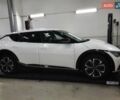 Белый Киа EV6, объемом двигателя 0 л и пробегом 182 тыс. км за 23900 $, фото 2 на Automoto.ua