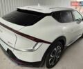 Белый Киа EV6, объемом двигателя 0 л и пробегом 23 тыс. км за 22600 $, фото 4 на Automoto.ua
