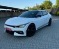 Белый Киа EV6, объемом двигателя 0 л и пробегом 42 тыс. км за 27999 $, фото 1 на Automoto.ua