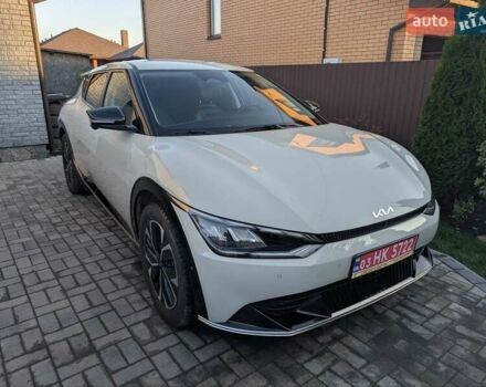 Білий Кіа EV6, об'ємом двигуна 0 л та пробігом 57 тис. км за 26000 $, фото 8 на Automoto.ua