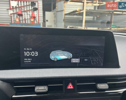 Білий Кіа EV6, об'ємом двигуна 0 л та пробігом 41 тис. км за 26400 $, фото 25 на Automoto.ua