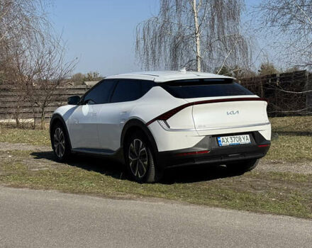 Білий Кіа EV6, об'ємом двигуна 0 л та пробігом 17 тис. км за 25800 $, фото 3 на Automoto.ua