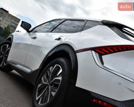 Белый Киа EV6, объемом двигателя 0 л и пробегом 59 тыс. км за 28700 $, фото 25 на Automoto.ua