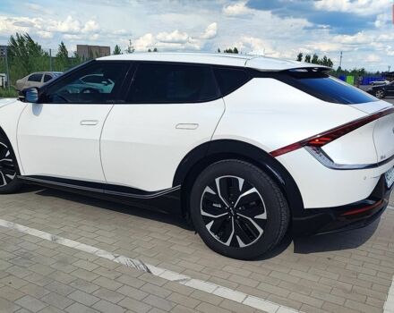 Білий Кіа EV6, об'ємом двигуна 0 л та пробігом 83 тис. км за 25499 $, фото 8 на Automoto.ua