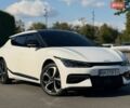Белый Киа EV6, объемом двигателя 0 л и пробегом 132 тыс. км за 21999 $, фото 1 на Automoto.ua