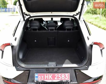 Белый Киа EV6, объемом двигателя 0 л и пробегом 59 тыс. км за 28700 $, фото 68 на Automoto.ua
