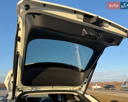 Білий Кіа EV6, об'ємом двигуна 0 л та пробігом 92 тис. км за 23900 $, фото 42 на Automoto.ua