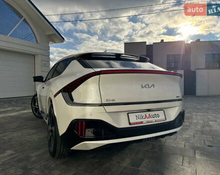 Белый Киа EV6, объемом двигателя 0 л и пробегом 8 тыс. км за 44500 $, фото 33 на Automoto.ua