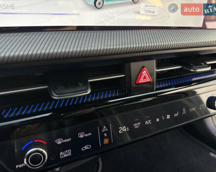 Белый Киа EV6, объемом двигателя 0 л и пробегом 8 тыс. км за 44500 $, фото 70 на Automoto.ua