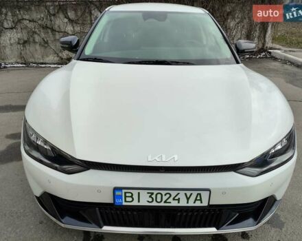 Белый Киа EV6, объемом двигателя 0 л и пробегом 3 тыс. км за 28200 $, фото 1 на Automoto.ua