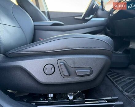 Білий Кіа EV6, об'ємом двигуна 0 л та пробігом 92 тис. км за 23900 $, фото 30 на Automoto.ua