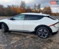 Белый Киа EV6, объемом двигателя 0 л и пробегом 67 тыс. км за 23700 $, фото 20 на Automoto.ua
