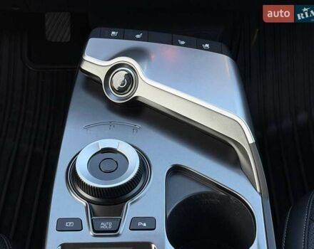 Білий Кіа EV6, об'ємом двигуна 0 л та пробігом 92 тис. км за 23900 $, фото 19 на Automoto.ua