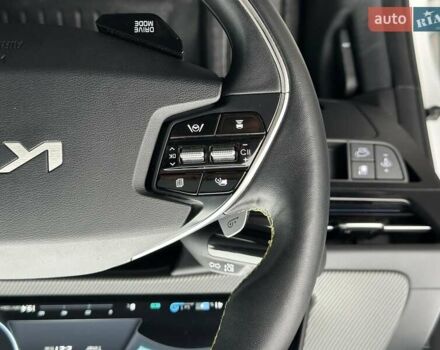 Білий Кіа EV6, об'ємом двигуна 0 л та пробігом 27 тис. км за 29490 $, фото 33 на Automoto.ua