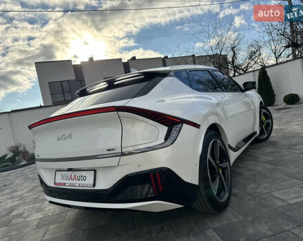 Белый Киа EV6, объемом двигателя 0 л и пробегом 8 тыс. км за 44500 $, фото 21 на Automoto.ua