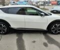 Белый Киа EV6, объемом двигателя 0 л и пробегом 3 тыс. км за 28200 $, фото 2 на Automoto.ua