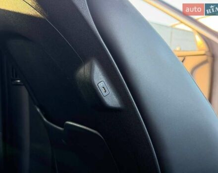 Білий Кіа EV6, об'ємом двигуна 0 л та пробігом 92 тис. км за 23900 $, фото 44 на Automoto.ua