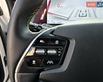 Белый Киа EV6, объемом двигателя 0 л и пробегом 8 тыс. км за 44500 $, фото 72 на Automoto.ua